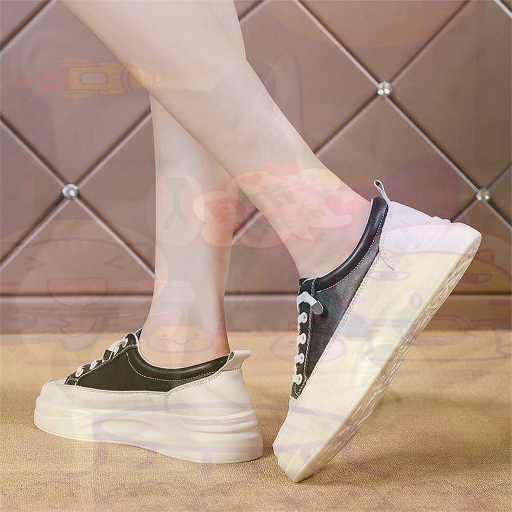 Street Fashion In Vietnam - Lace-up Chunky Loafers Woman Skateboarding Sports