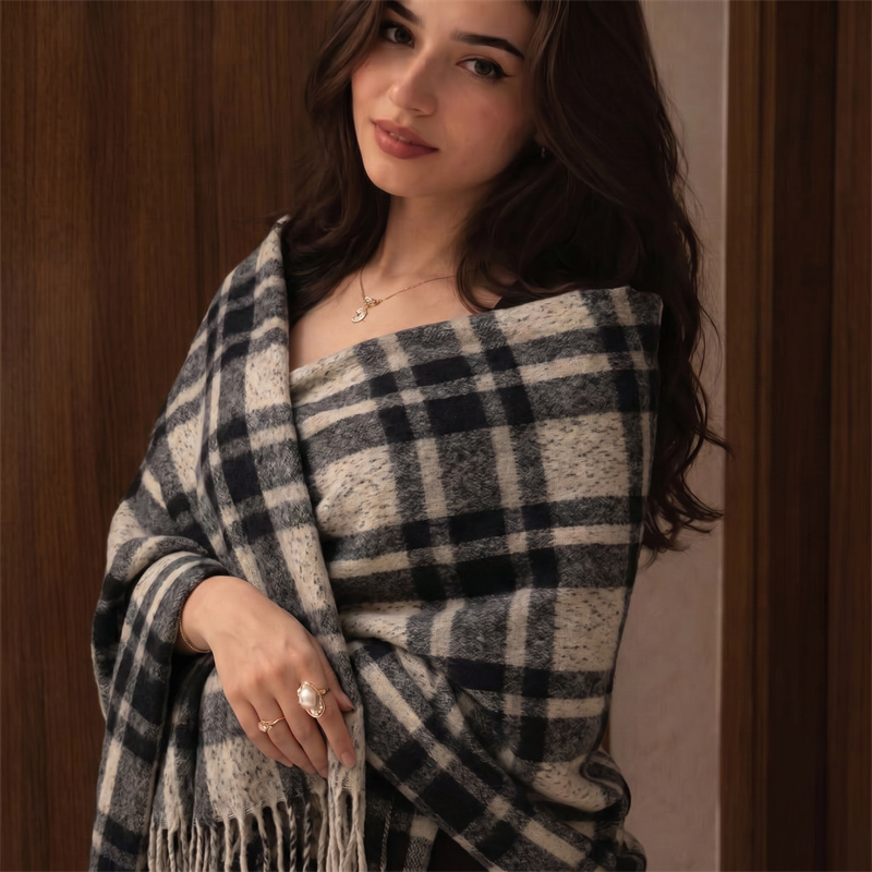 Street Fashion Hijab - Heavy 750g Scarf Check Poncho Cape