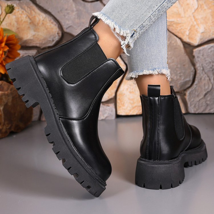 Street Fashion Winter 2025 - Women's Shoes 2025 Classic Thick Sole