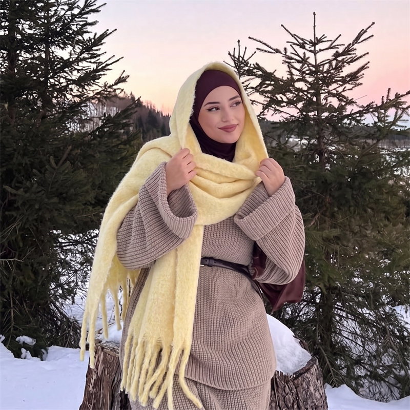 Vintage Plain Mohair Tassel Sc - огляд і ціна Street Fashion Hijab