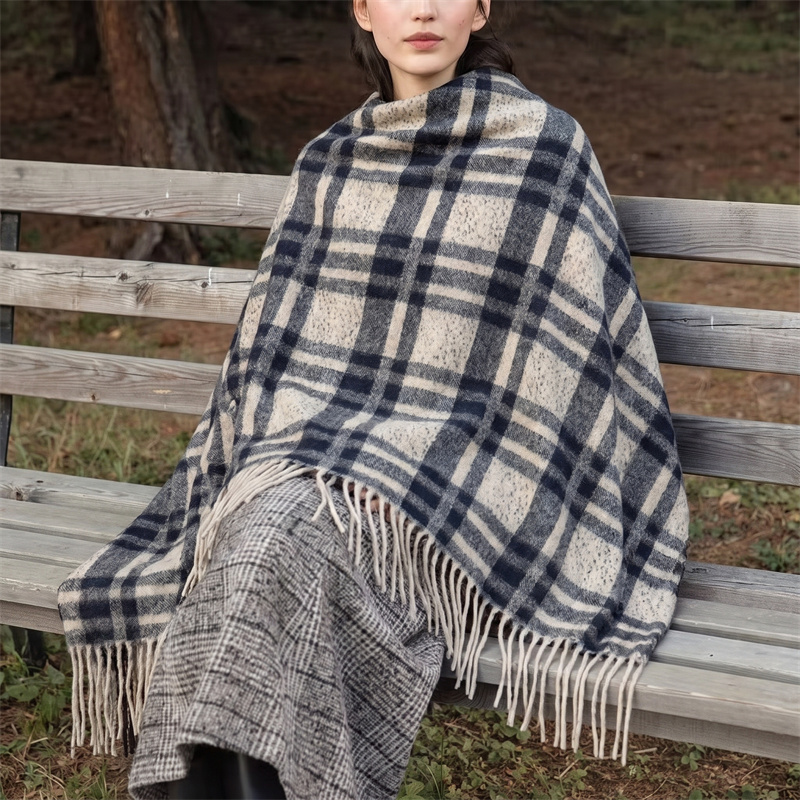 Heavy 750g Scarf Check Poncho  - огляд і ціна Street Fashion Hijab